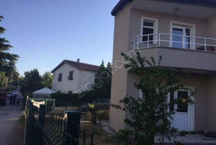 Antalyada Bahçeli Kiralık 1+1 Daire